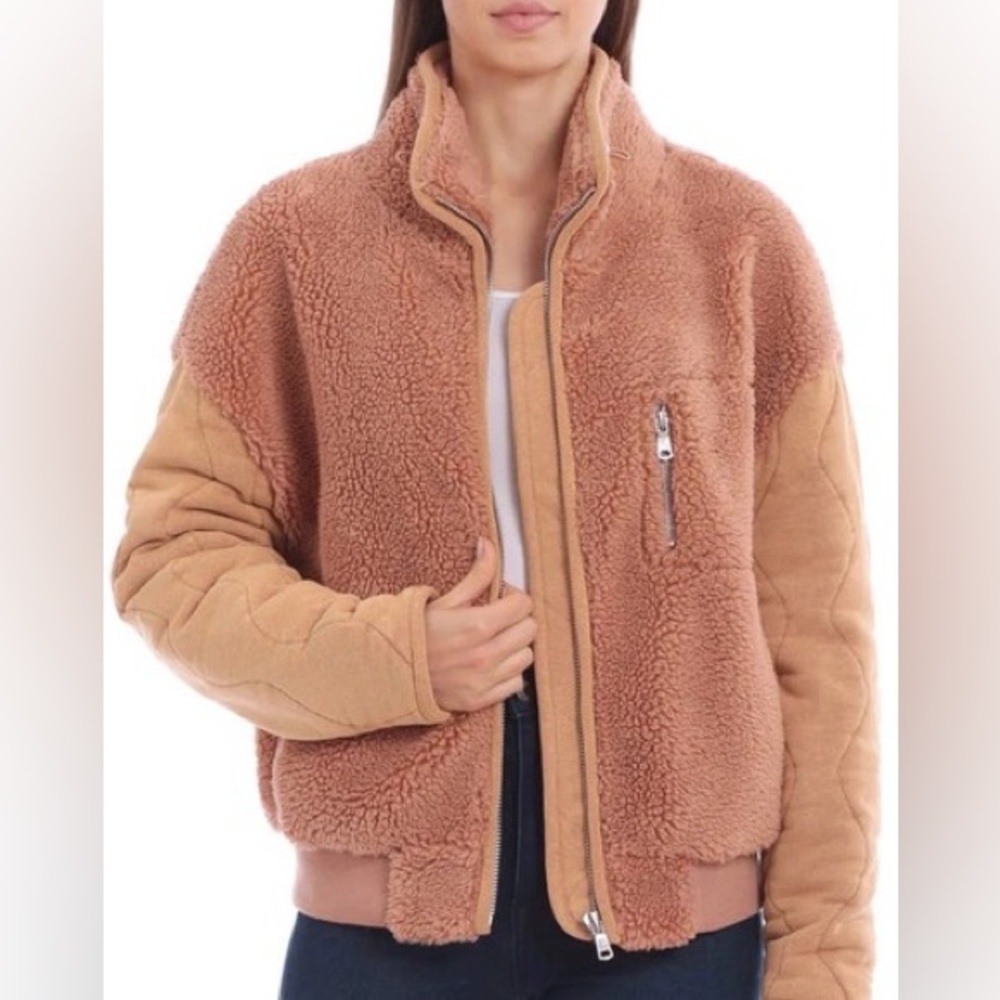 Avec Les Filles Quilted Sleeve Teddy Coat NWOT